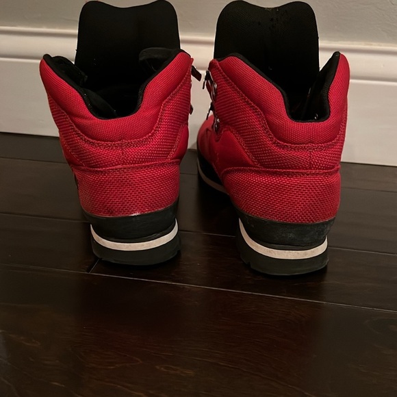 Timberland Red Boots GUC 7 - Picture 6 of 13